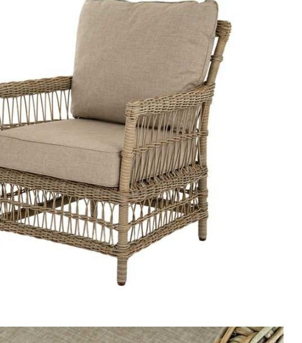 Provence wicker armchair with beige cushion