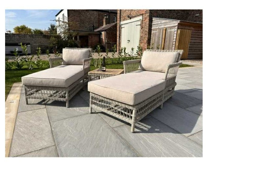 Provence sun loungers detail